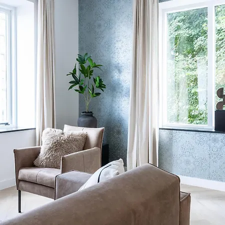 Newly Renovated Xl Center דירה ניימכן