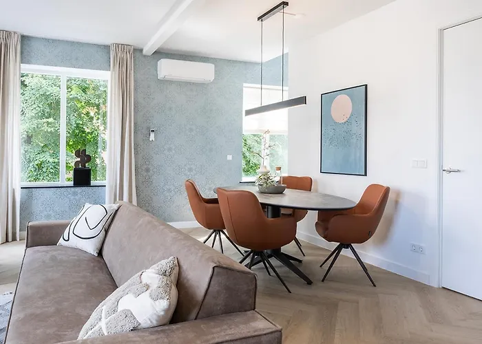 Newly Renovated Xl Center Apartment Nimwegen