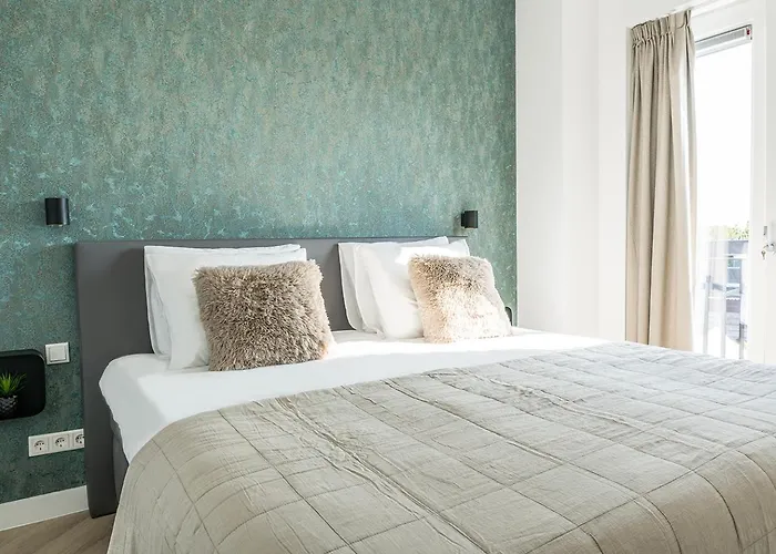 Newly Renovated Xl Center * 奈梅亨